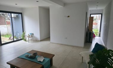 CASA 3 AMBIENTES EN SANTA CLARA , APTA CREDITO