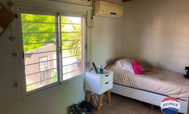 CASA 4 AMBIENTES EN VENTA EN LA UNION CON PILETA