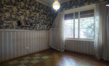 VENTA CASA 4 AMB COCHERA PATIO PARRILLA