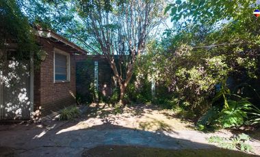VENTA CASA 4 AMB COCHERA PATIO PARRILLA