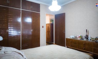VENTA CASA 4 AMB COCHERA PATIO PARRILLA