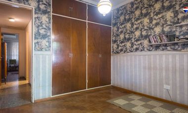 VENTA CASA 4 AMB COCHERA PATIO PARRILLA