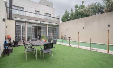 VENTA CASA 5 AMB RAMOS MEJIA LOTE PROPIO PISCINA