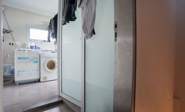 VENTA CASA 5 AMB RAMOS MEJIA LOTE PROPIO PISCINA