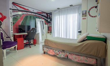 VENTA CASA 5 AMB RAMOS MEJIA LOTE PROPIO PISCINA