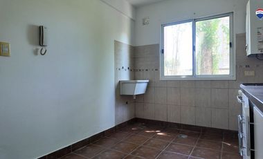 VENTA DEPTO 3 AMBIENTES EZPELETA CON COCHERA