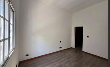 CASA 3 DORMITORIOS - ALVAREZ - SANTA FE
