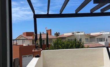 CASA EN RENTA EN PRIVADA LA CASCADA EN PLAYAS DE ROSARITO