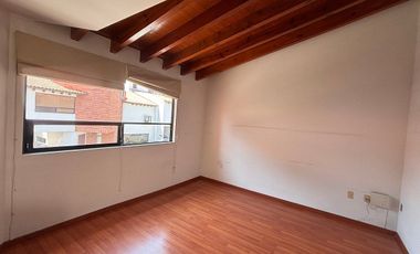 AMPLIA CASA EN CONDOMINIO