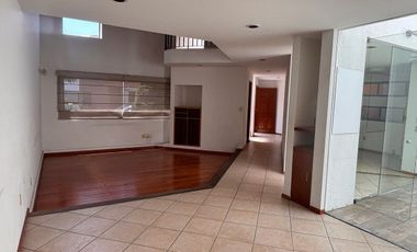 AMPLIA CASA EN CONDOMINIO