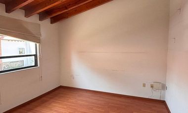 AMPLIA CASA EN CONDOMINIO