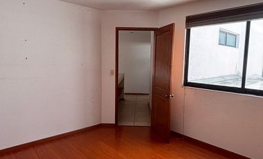 AMPLIA CASA EN CONDOMINIO