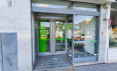 Ideal Alquiler Local 210m2 Av Jauretche Hurlingham