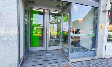 Ideal Alquiler Local 210m2 Av Jauretche Hurlingham