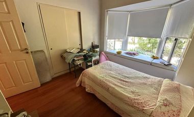 CASA 4 AMBIENTES B. CERRADO HURLINGHAM APTO CRED.
