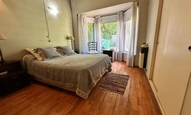 CASA 4 AMBIENTES B. CERRADO HURLINGHAM APTO CRED.