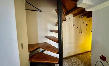 VENTA CASA 4 AMBIENTES HURLINGHAM ACEPTA  PERMUTA