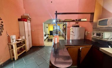 VENTA CASA 4 AMBIENTES HURLINGHAM ACEPTA  PERMUTA