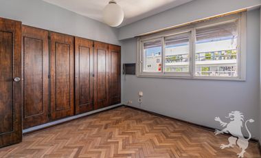 PISO - VENTA - 7 AMBIENTES - 5 DORMITORIOS - 3 COCHERAS - TERRAZA - DEPENDENCIA - BELGRANO