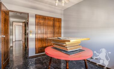 PISO - VENTA - 7 AMBIENTES - 5 DORMITORIOS - 3 COCHERAS - TERRAZA - DEPENDENCIA - BELGRANO