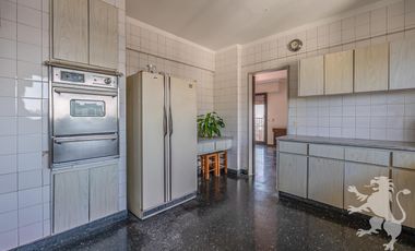 PISO - VENTA - 7 AMBIENTES - 5 DORMITORIOS - 3 COCHERAS - TERRAZA - DEPENDENCIA - BELGRANO