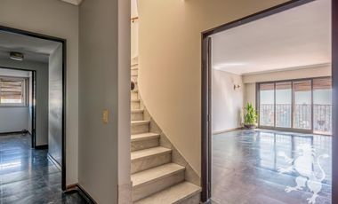 PISO - VENTA - 7 AMBIENTES - 5 DORMITORIOS - 3 COCHERAS - TERRAZA - DEPENDENCIA - BELGRANO