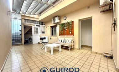 ALQUILER CASA 3 AMBIENTES C/COCHERA AMOBLADA