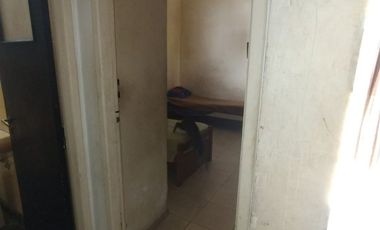 CASA 4 AMBIENTES EN MORON A REFACCIONAR