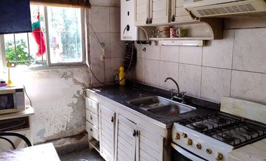 CASA 4 AMBIENTES EN MORON A REFACCIONAR