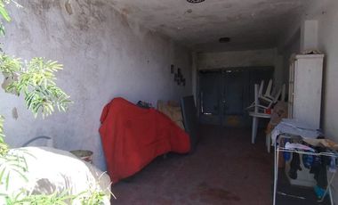 CASA 4 AMBIENTES EN MORON A REFACCIONAR