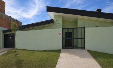 CASA QUINTA EN VENTA MORADAS 2 MAXIMO PAZ CON PILE