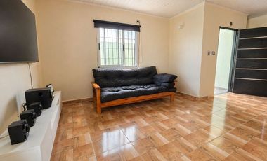 CASA QUINTA EN VENTA MORADAS 2 MAXIMO PAZ CON PILE