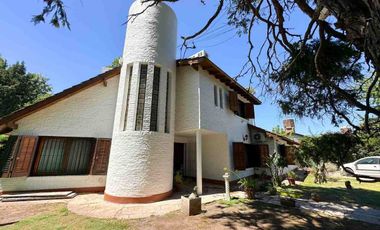 CASA EN VENTA EN EL TREBOL, EZEIZA 6 AMBIENTES
