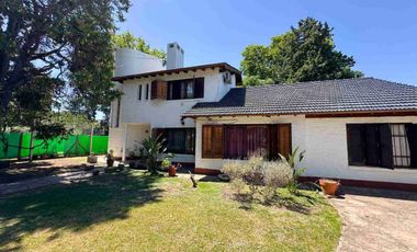 CASA EN VENTA EN EL TREBOL, EZEIZA 6 AMBIENTES