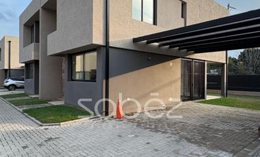 Casa en  Venta