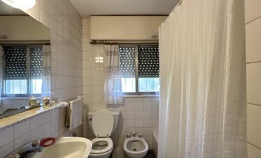 Venta encantadora Casa  quinta en Salvador Maria-Lobos