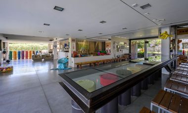 Excelente Casa en alquiler cinco dormitorios, excelentes vistas, Cerro de las Rosas