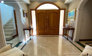Casa en venta de 8  ambientes con fondo a golf en Abril Club de Campo, Guillermo Hudson