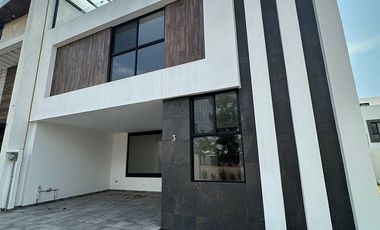 Casa nueva en Renta Lomas de Ángelópolis Cascatta