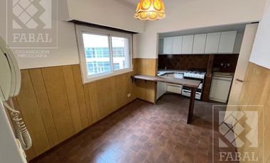 Departamento  venta Centro, 3 dormitorios y baño