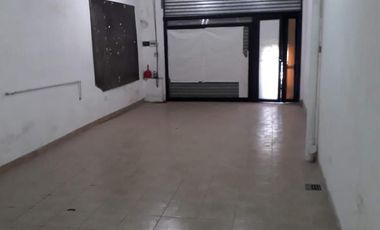 Local - Lanús Este