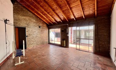 Único PH interno con 4 dorm   4 baños   quincho - Apto Credito - Vta Directa - OPORTUNIDAD!!