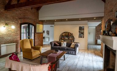 VENTA CASA QUINTA VISTA A LA BARRANCA DEL CAZADOR