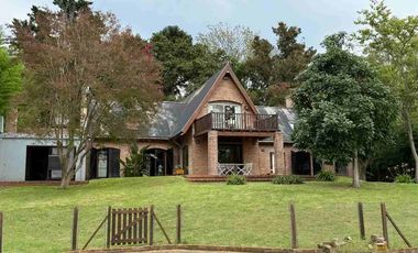 VENTA CASA QUINTA VISTA A LA BARRANCA DEL CAZADOR