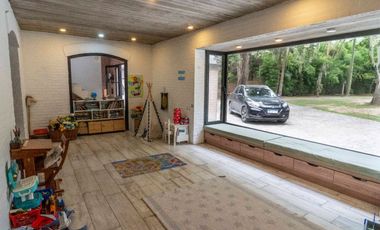 VENTA CASA QUINTA VISTA A LA BARRANCA DEL CAZADOR