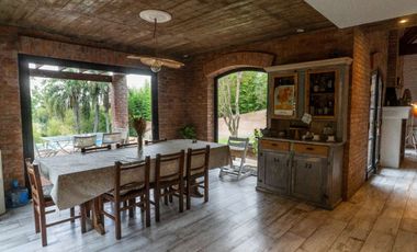 VENTA CASA QUINTA VISTA A LA BARRANCA DEL CAZADOR