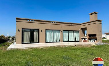 CASA EN VENTA 3 AMBIENTES EN LARES DE CANNING