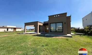 CASA EN VENTA 3 AMBIENTES EN LARES DE CANNING