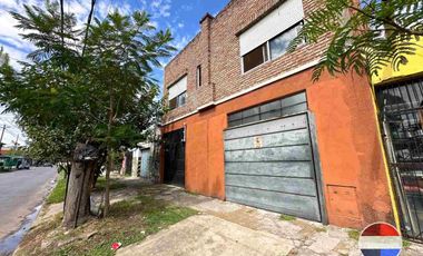 CASA Y DEPARTAMENTOS  EN VENTA JOSÉ MÁRMOL RENTA