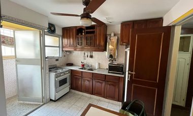 DEPARTAMENTO 5 AMBIENTES VENTA LOMAS COCHERA